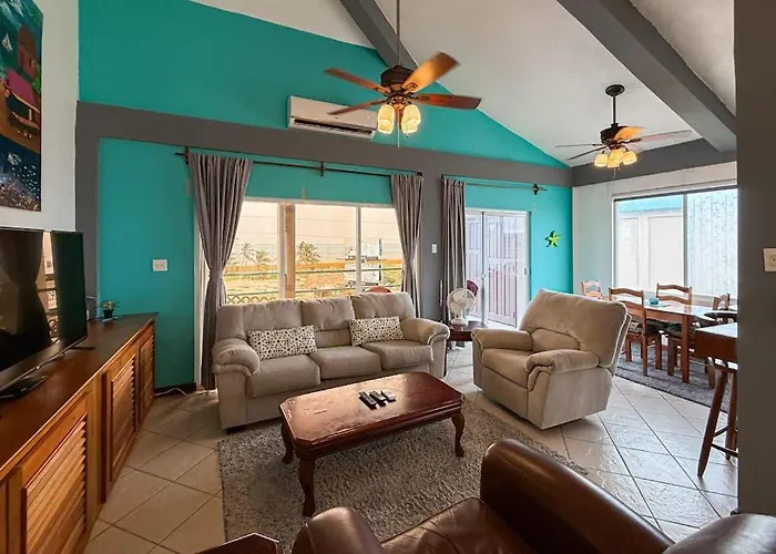 C303 Mara Laguna San Pedro (Ambergris Caye)
